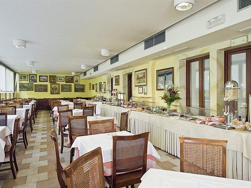 Hotel Nazionale Venesia Bagian luar foto