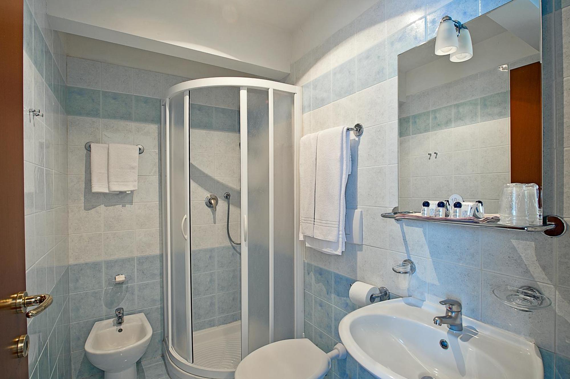 Hotel Nazionale Venesia Bagian luar foto